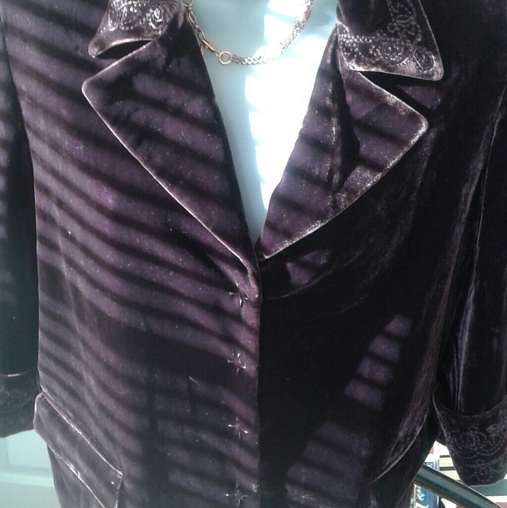 Jacket - Picture 2 of 6